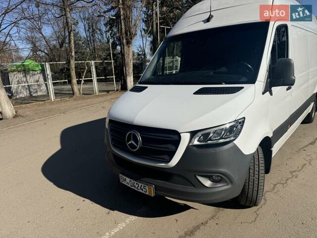 Белый Мерседес Sprinter, объемом двигателя 2.99 л и пробегом 292 тыс. км за 60258 $, фото 6 на Automoto.ua