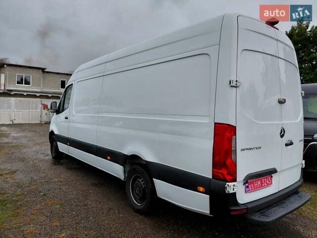 Белый Мерседес Sprinter, объемом двигателя 0 л и пробегом 207 тыс. км за 22600 $, фото 10 на Automoto.ua