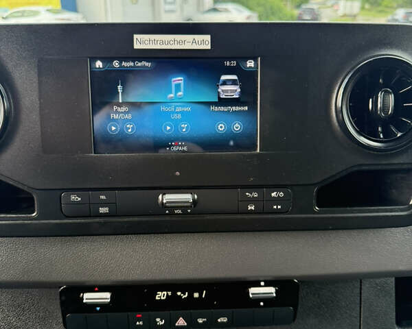 Белый Мерседес Sprinter, объемом двигателя 2.2 л и пробегом 208 тыс. км за 26999 $, фото 61 на Automoto.ua