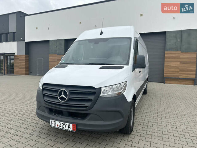 Мерседес Sprinter 2021 у Ковель на Automoto.ua Білий Мерседес Sprinter, об'ємом двигуна 1.95 л та пробігом 305 тис. км за 25200 $, фото 1 на Automoto.ua