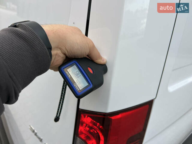 Белый Мерседес Sprinter, объемом двигателя 2.2 л и пробегом 253 тыс. км за 24700 $, фото 188 на Automoto.ua