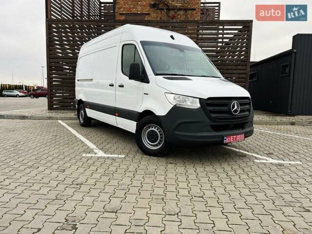 Белый Мерседес Sprinter, объемом двигателя 0 л и пробегом 10 тыс. км за 21500 $, фото 2 на Automoto.ua