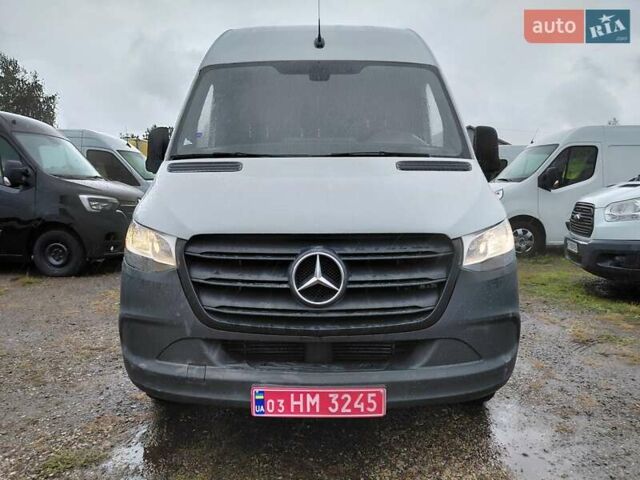 Белый Мерседес Sprinter, объемом двигателя 0 л и пробегом 207 тыс. км за 22600 $, фото 12 на Automoto.ua