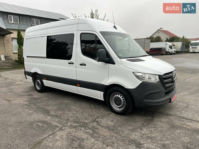 Белый Мерседес Sprinter, объемом двигателя 2 л и пробегом 237 тыс. км за 25499 $, фото 1 на Automoto.ua