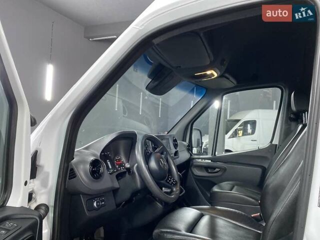 Белый Мерседес Sprinter, объемом двигателя 2.08 л и пробегом 140 тыс. км за 29450 $, фото 43 на Automoto.ua
