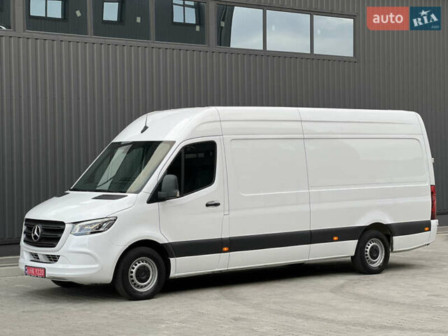 Белый Мерседес Sprinter, объемом двигателя 2.2 л и пробегом 253 тыс. км за 24700 $, фото 24 на Automoto.ua