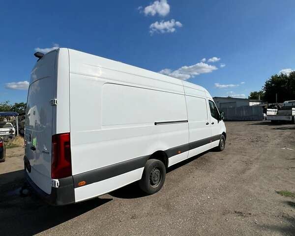 Белый Мерседес Sprinter, объемом двигателя 3 л и пробегом 440 тыс. км за 44500 $, фото 3 на Automoto.ua