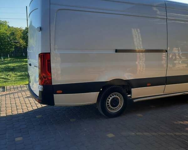 Белый Мерседес Sprinter, объемом двигателя 1.95 л и пробегом 281 тыс. км за 26800 $, фото 79 на Automoto.ua