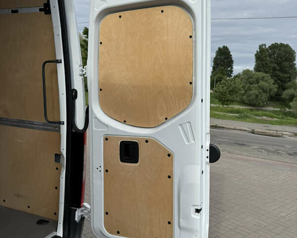 Белый Мерседес Sprinter, объемом двигателя 2.2 л и пробегом 208 тыс. км за 26999 $, фото 90 на Automoto.ua
