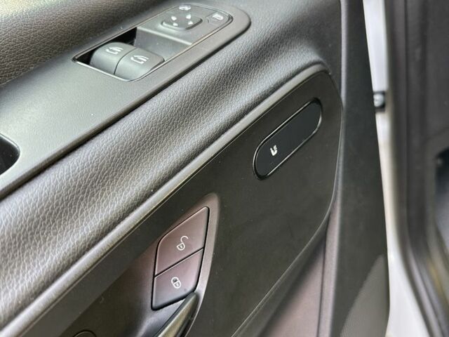 Белый Мерседес Sprinter, объемом двигателя 2 л и пробегом 110 тыс. км за 39900 $, фото 14 на Automoto.ua