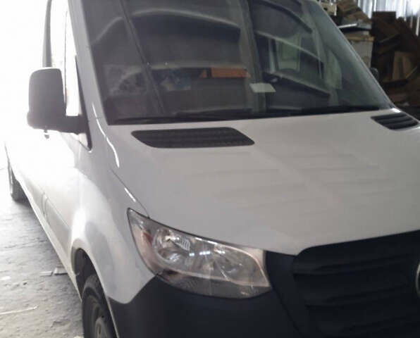 Білий Мерседес Sprinter, об'ємом двигуна 2.14 л та пробігом 7 тис. км за 33900 $, фото 3 на Automoto.ua