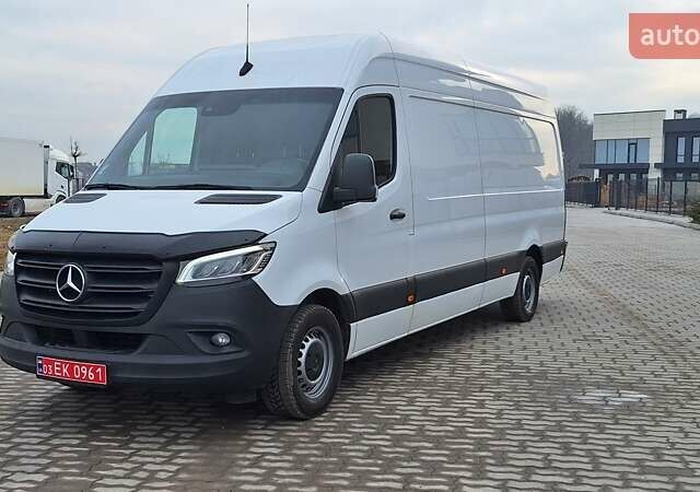 Белый Мерседес Sprinter, объемом двигателя 2 л и пробегом 362 тыс. км за 24900 $, фото 1 на Automoto.ua