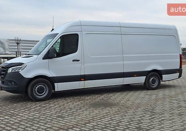 Белый Мерседес Sprinter, объемом двигателя 2 л и пробегом 362 тыс. км за 24900 $, фото 3 на Automoto.ua