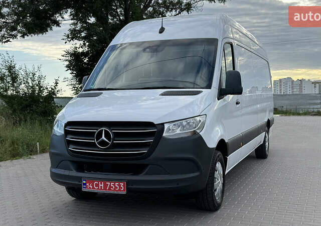 Белый Мерседес Sprinter, объемом двигателя 1.95 л и пробегом 241 тыс. км за 25900 $, фото 13 на Automoto.ua