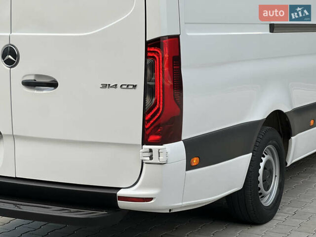 Белый Мерседес Sprinter, объемом двигателя 2.2 л и пробегом 253 тыс. км за 24700 $, фото 55 на Automoto.ua