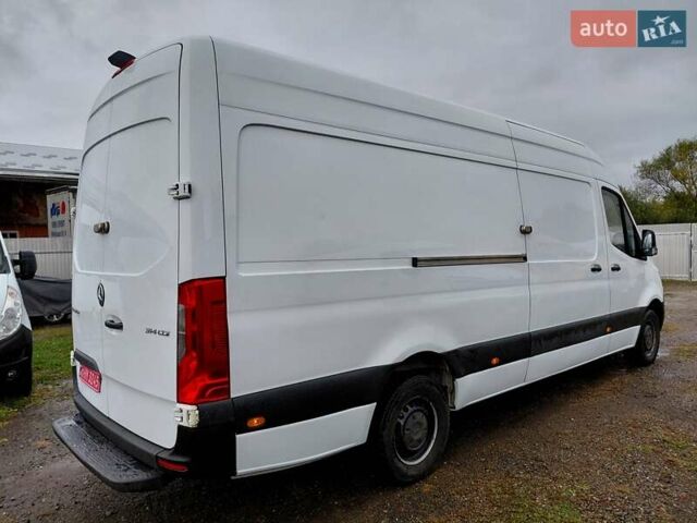 Белый Мерседес Sprinter, объемом двигателя 0 л и пробегом 207 тыс. км за 22600 $, фото 9 на Automoto.ua