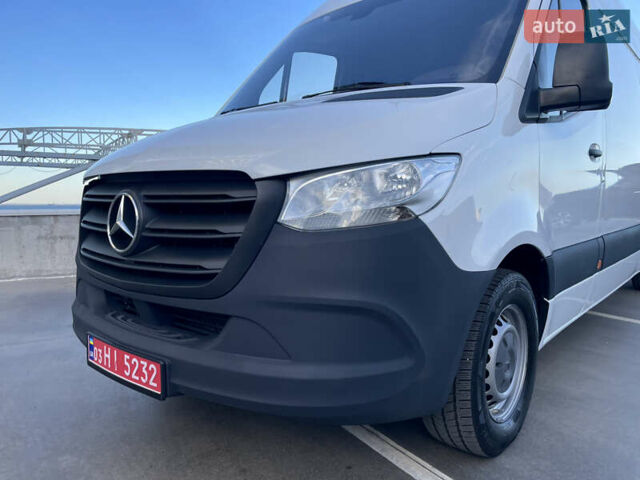 Белый Мерседес Sprinter, объемом двигателя 2.2 л и пробегом 288 тыс. км за 24900 $, фото 20 на Automoto.ua