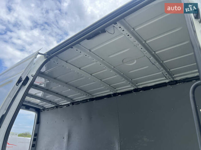 Белый Мерседес Sprinter, объемом двигателя 2 л и пробегом 246 тыс. км за 26650 $, фото 17 на Automoto.ua