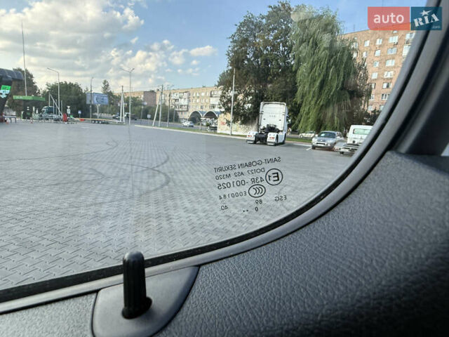 Белый Мерседес Sprinter, объемом двигателя 1.99 л и пробегом 172 тыс. км за 25300 $, фото 72 на Automoto.ua