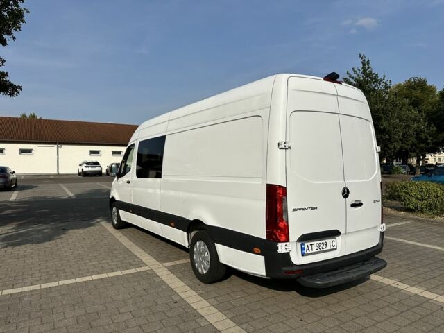 Белый Мерседес Sprinter, объемом двигателя 2 л и пробегом 110 тыс. км за 39900 $, фото 5 на Automoto.ua