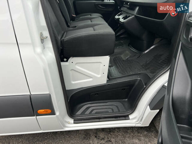 Белый Мерседес Sprinter, объемом двигателя 2 л и пробегом 237 тыс. км за 25499 $, фото 15 на Automoto.ua