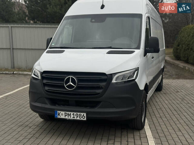 Белый Мерседес Sprinter, объемом двигателя 2.2 л и пробегом 285 тыс. км за 27000 $, фото 30 на Automoto.ua
