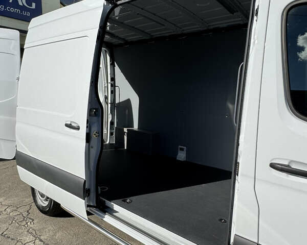 Белый Мерседес Sprinter, объемом двигателя 2 л и пробегом 70 тыс. км за 22400 $, фото 39 на Automoto.ua