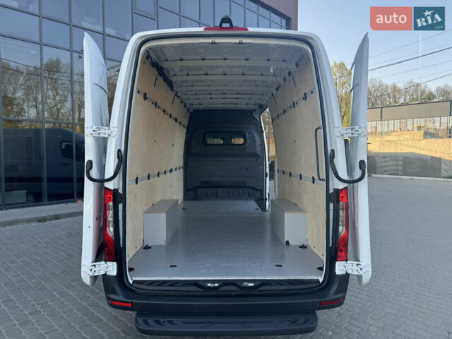 Белый Мерседес Sprinter, объемом двигателя 2.14 л и пробегом 203 тыс. км за 27500 $, фото 29 на Automoto.ua