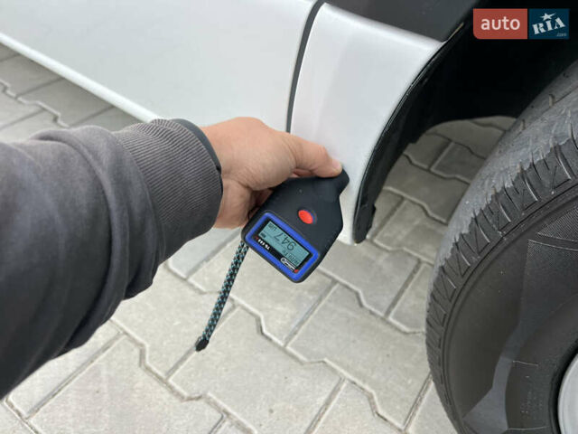 Белый Мерседес Sprinter, объемом двигателя 2.2 л и пробегом 253 тыс. км за 24700 $, фото 209 на Automoto.ua