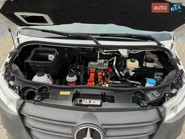 Белый Мерседес Sprinter, объемом двигателя 0 л и пробегом 10 тыс. км за 21500 $, фото 6 на Automoto.ua