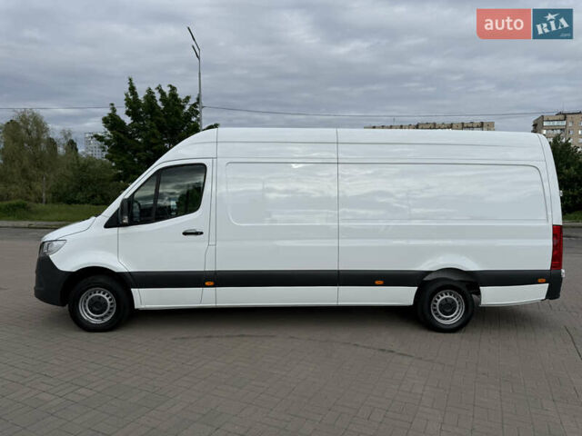 Белый Мерседес Sprinter, объемом двигателя 2.2 л и пробегом 208 тыс. км за 26999 $, фото 18 на Automoto.ua