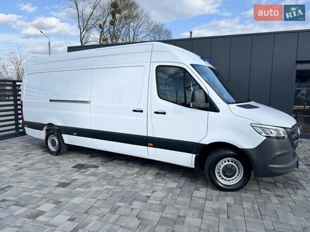 Белый Мерседес Sprinter, объемом двигателя 2.2 л и пробегом 251 тыс. км за 28500 $, фото 6 на Automoto.ua