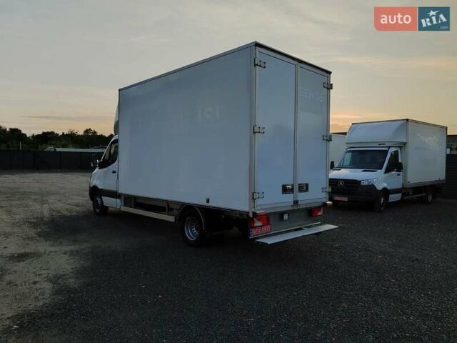 Белый Мерседес Sprinter, объемом двигателя 2.1 л и пробегом 300 тыс. км за 26400 $, фото 6 на Automoto.ua