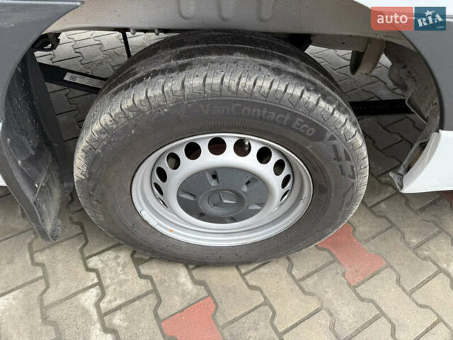 Белый Мерседес Sprinter, объемом двигателя 1.99 л и пробегом 171 тыс. км за 24900 $, фото 15 на Automoto.ua