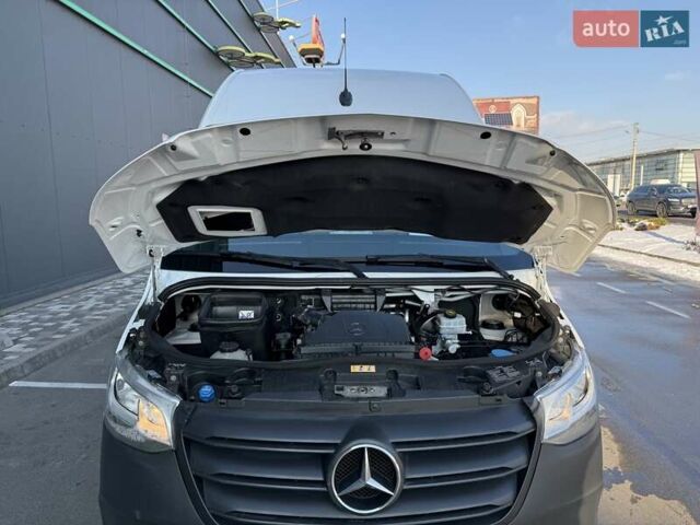 Белый Мерседес Sprinter, объемом двигателя 2.2 л и пробегом 198 тыс. км за 23950 $, фото 45 на Automoto.ua