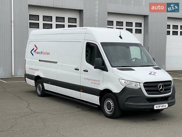 Белый Мерседес Sprinter, объемом двигателя 0 л и пробегом 287 тыс. км за 27900 $, фото 11 на Automoto.ua