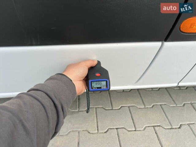 Белый Мерседес Sprinter, объемом двигателя 2.2 л и пробегом 253 тыс. км за 24700 $, фото 163 на Automoto.ua
