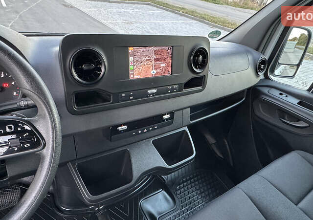 Белый Мерседес Sprinter, объемом двигателя 0 л и пробегом 239 тыс. км за 25900 $, фото 35 на Automoto.ua
