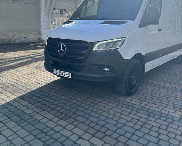 Белый Мерседес Sprinter, объемом двигателя 2.99 л и пробегом 200 тыс. км за 45500 $, фото 2 на Automoto.ua