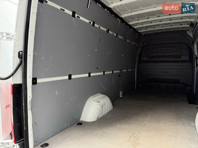 Белый Мерседес Sprinter, объемом двигателя 1.99 л и пробегом 171 тыс. км за 24900 $, фото 10 на Automoto.ua