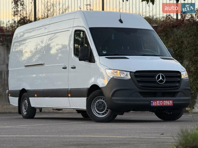 Белый Мерседес Sprinter, объемом двигателя 2 л и пробегом 240 тыс. км за 25999 $, фото 29 на Automoto.ua