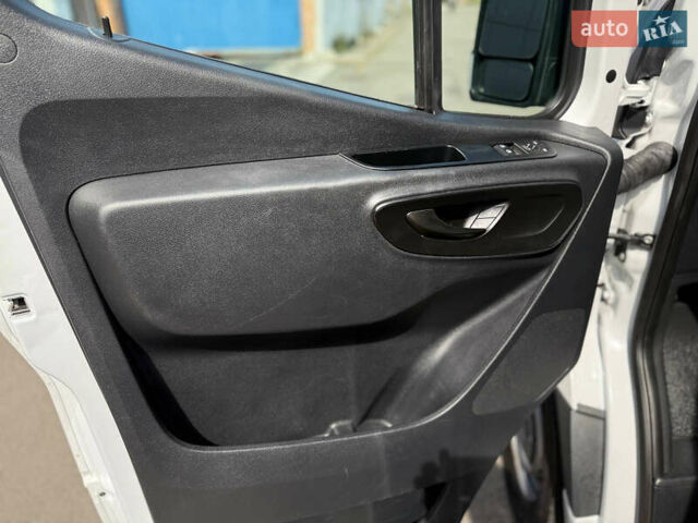 Білий Мерседес Sprinter, об'ємом двигуна 2.14 л та пробігом 246 тис. км за 24500 $, фото 11 на Automoto.ua