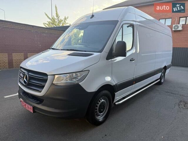 Белый Мерседес Sprinter, объемом двигателя 2 л и пробегом 235 тыс. км за 30850 $, фото 16 на Automoto.ua