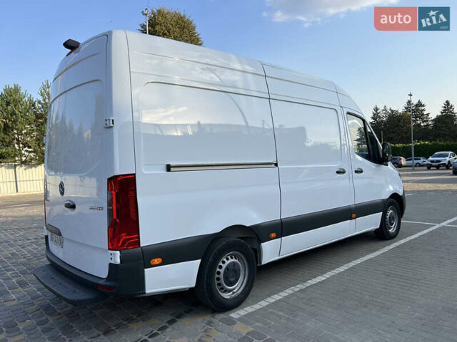 Белый Мерседес Sprinter, объемом двигателя 2 л и пробегом 111 тыс. км за 25999 $, фото 7 на Automoto.ua