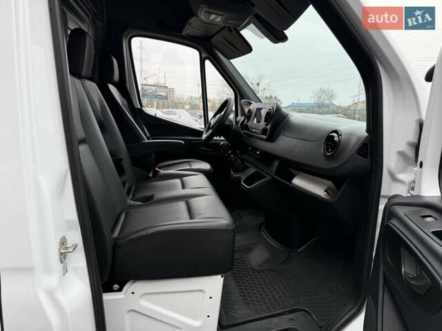 Белый Мерседес Sprinter, объемом двигателя 1.99 л и пробегом 171 тыс. км за 24900 $, фото 43 на Automoto.ua