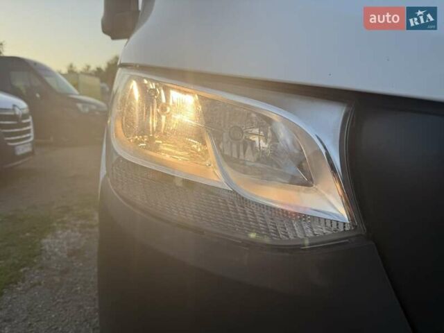 Белый Мерседес Sprinter, объемом двигателя 2 л и пробегом 311 тыс. км за 23900 $, фото 59 на Automoto.ua