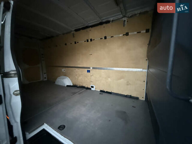 Белый Мерседес Sprinter, объемом двигателя 2 л и пробегом 240 тыс. км за 25999 $, фото 56 на Automoto.ua