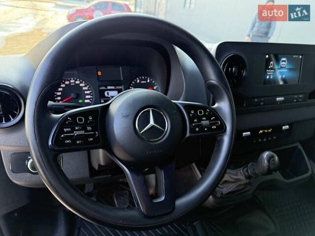 Белый Мерседес Sprinter, объемом двигателя 2.2 л и пробегом 198 тыс. км за 23950 $, фото 18 на Automoto.ua