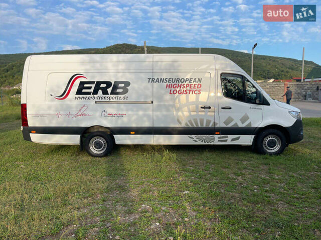 Белый Мерседес Sprinter, объемом двигателя 2.99 л и пробегом 400 тыс. км за 36500 $, фото 4 на Automoto.ua