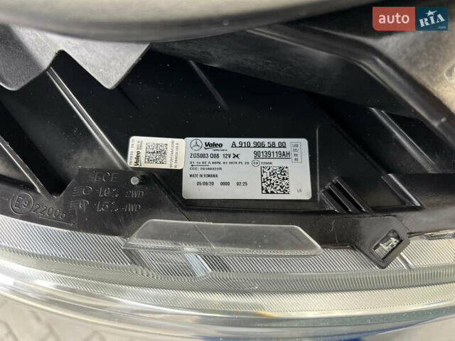 Белый Мерседес Sprinter, объемом двигателя 2.2 л и пробегом 253 тыс. км за 24700 $, фото 147 на Automoto.ua
